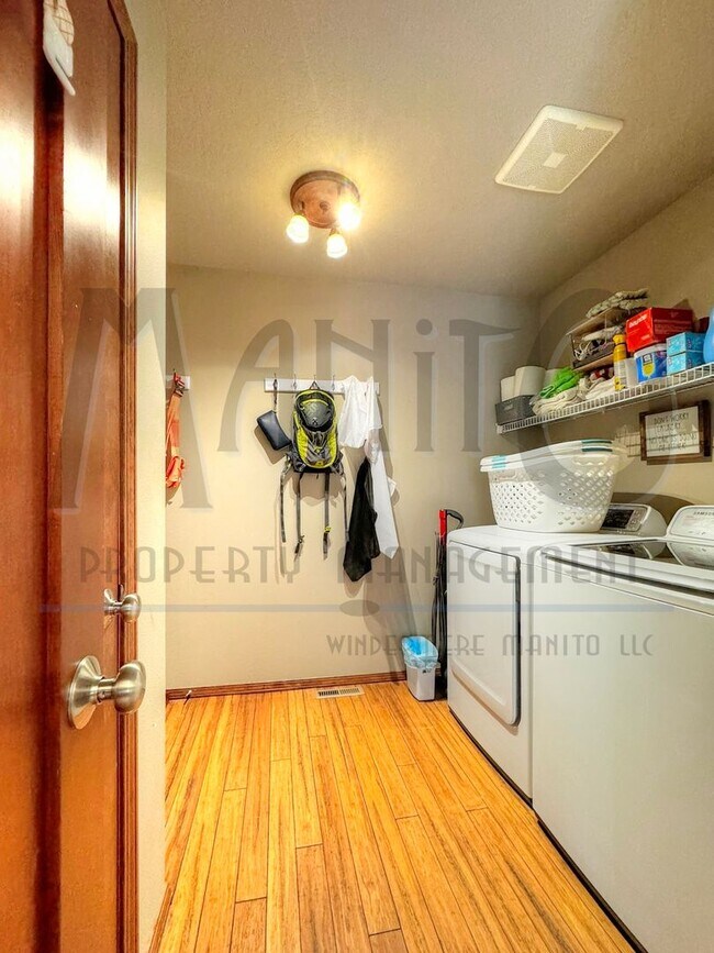 Building Photo - Open Concept Liberty Lake Home