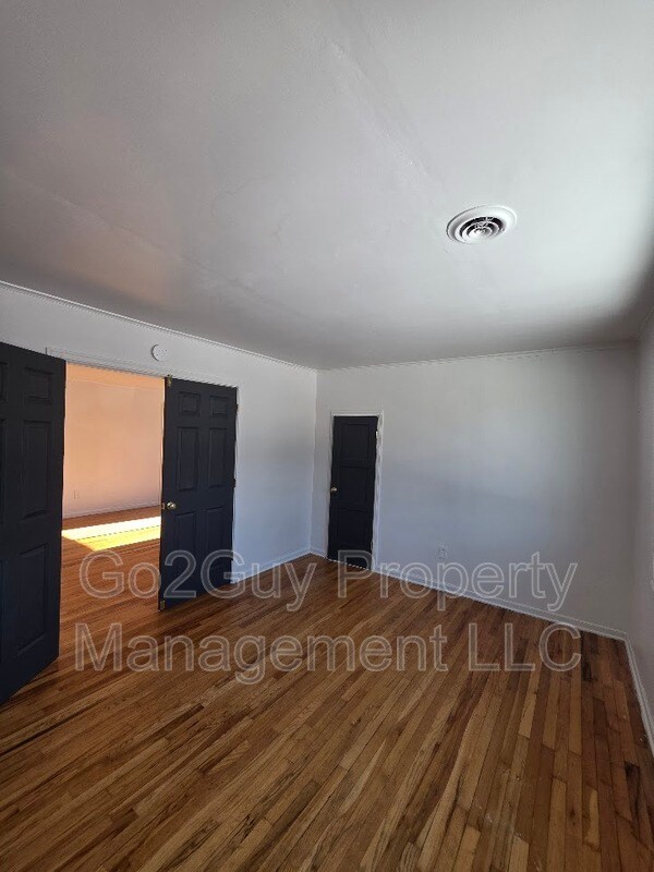 Building Photo - 5502 Audubon Rd