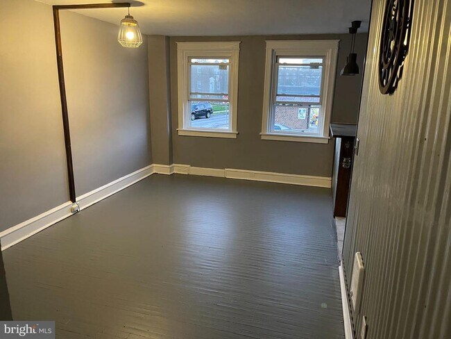 Building Photo - 5437 Torresdale Ave