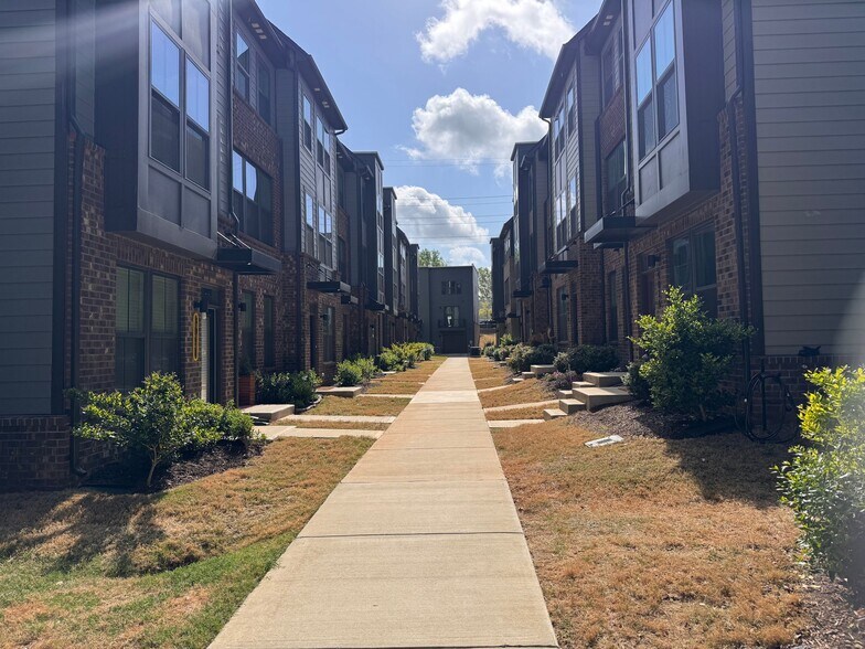 Building Photo - 3047 Terroir Ln