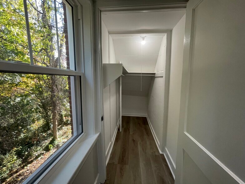 Building Photo - 3615 Stockton St