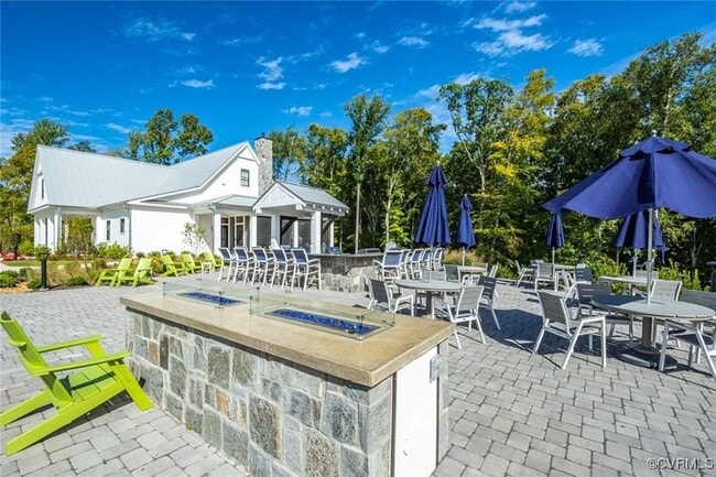 Building Photo - 334 Hay Ml Aly