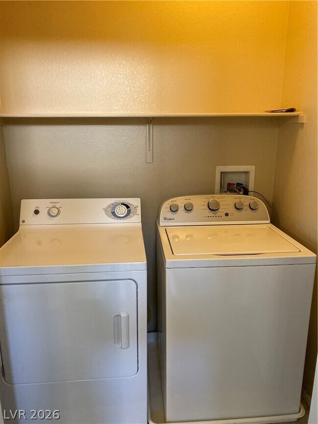 Building Photo - 7686 Hampton Cove Ln