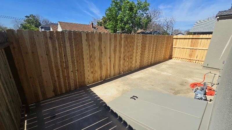 Building Photo - 619 S Sacramento St