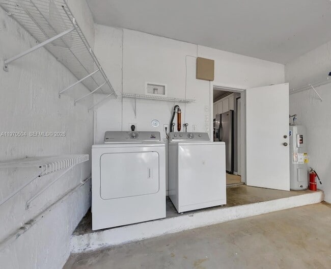 Building Photo - 2590 Cordoba Bend