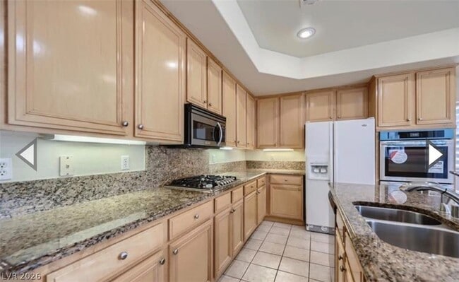 Building Photo - 10677 Sapphire Vista Ave