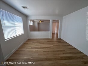 Building Photo - 8027 Sapphire Cove Ave