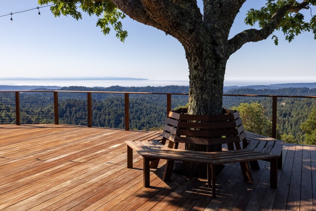 Building Photo - 22533 Majestic Dr