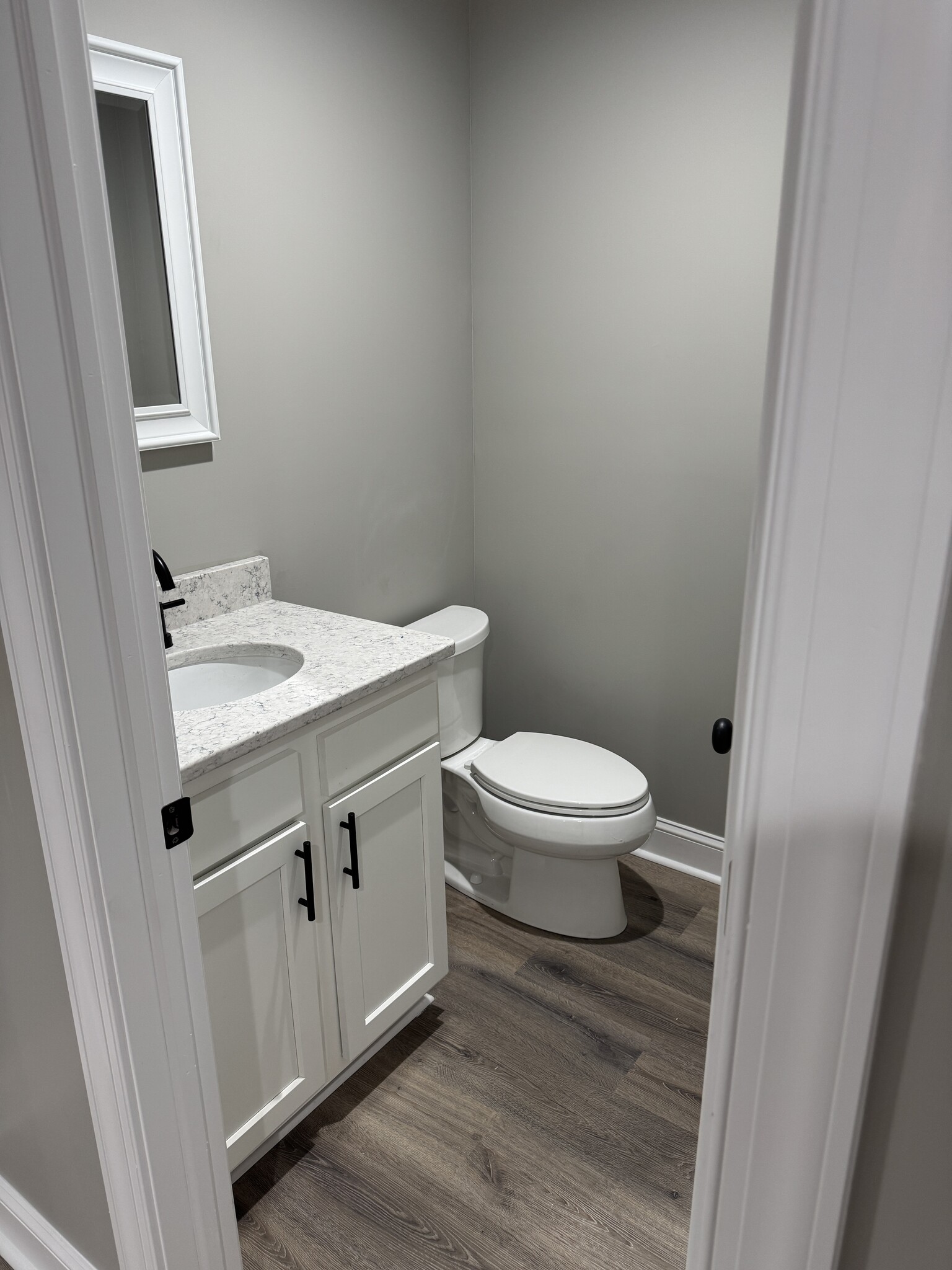 Half Bathroom - 2190 Barr St