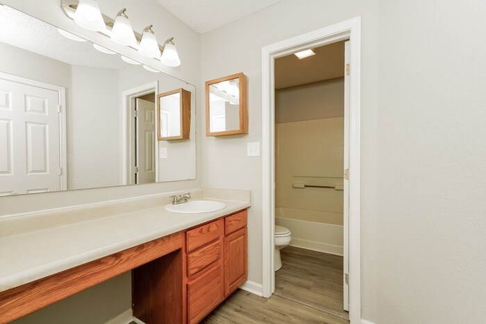 Building Photo - 466 Harmony Dr
