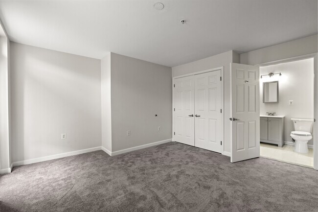 Building Photo - 1308 Clifton St NW