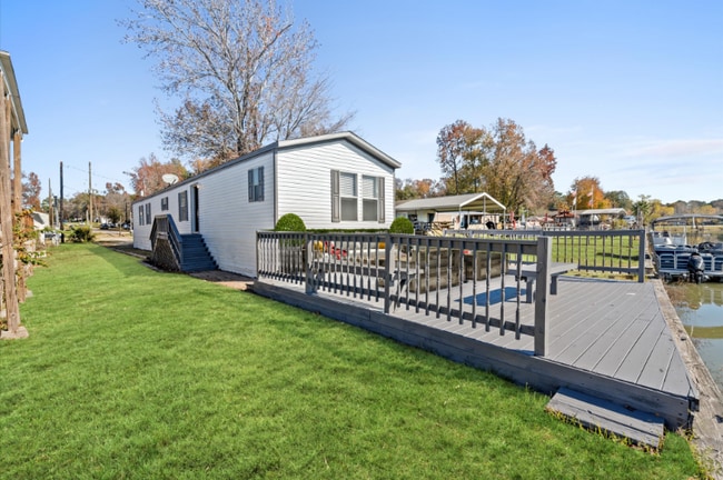 Building Photo - 12701 Paradise View Ct W