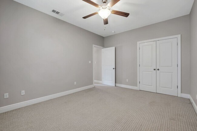 Building Photo - Midtown Tallahassee Home