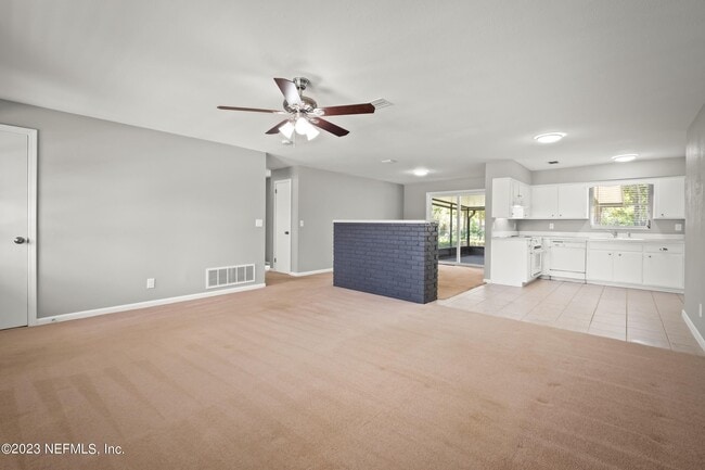Building Photo - 736 Foxbriar Cove