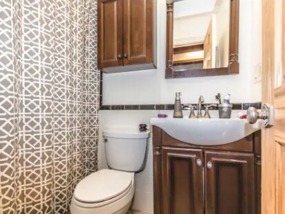 *Pictures are representative samples of the advertised unit. In some cases, the actual units you tou - 17 S Russell St