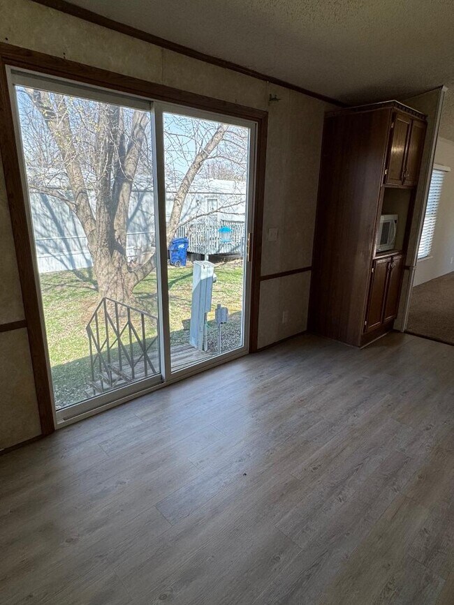 Building Photo - 1311 Melinda Dr