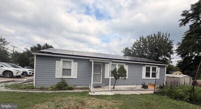 Building Photo - 1223 Chillum Rd