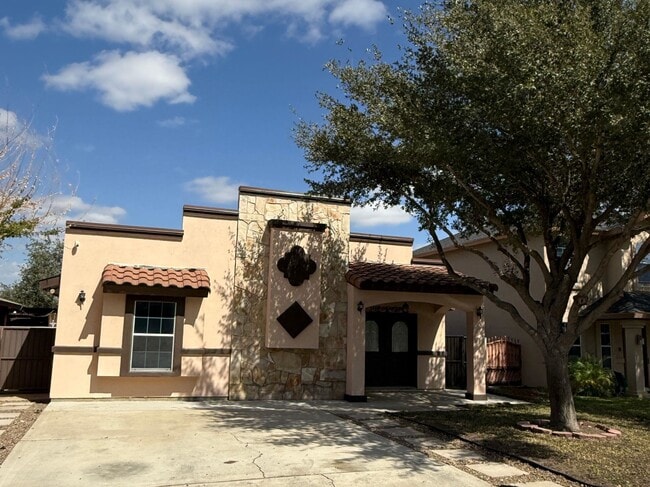 Building Photo - 1021 Savannah Loop