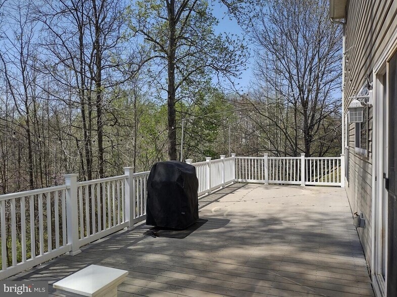 Full Back Deck - Sliding Door - 15200 Chula Pl