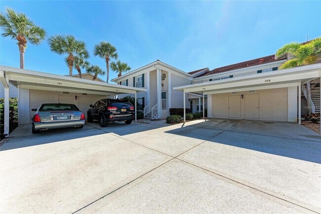 Building Photo - 803 Montrose Dr