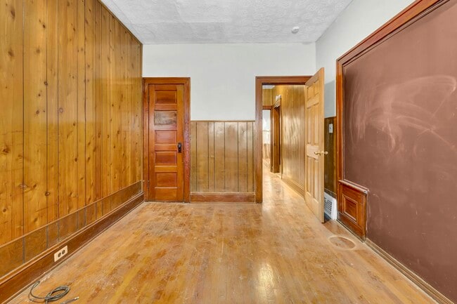 Building Photo - 7412 Worley Ave