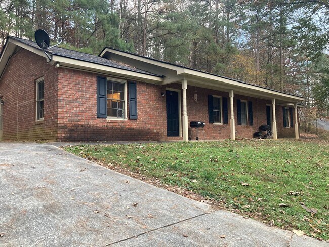 Primary Photo - 249 Mountain View Rd SE
