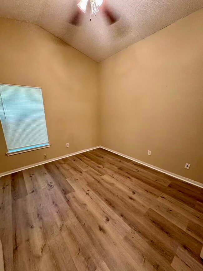 Building Photo - 4646 Callery Creek Dr