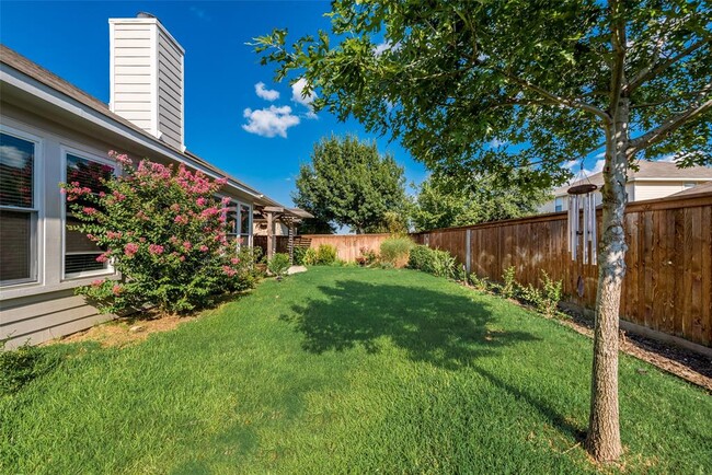 Building Photo - 10733 Vista Heights Blvd