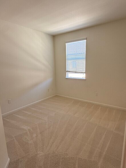 Bedroom 2 - 677 Luz del Sol Loop