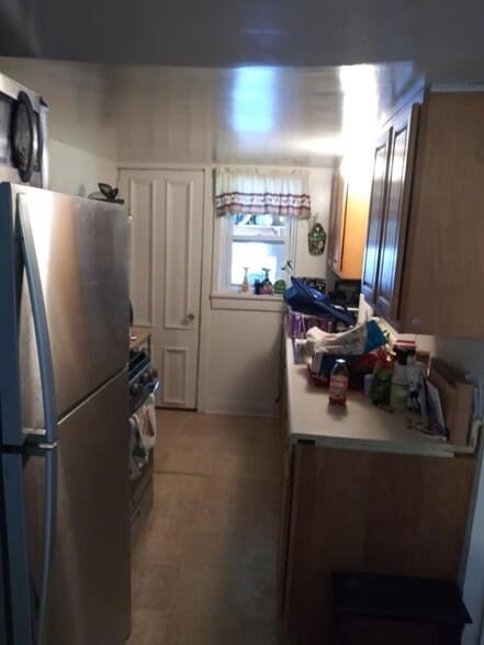 Kitchen - 39 Spring St