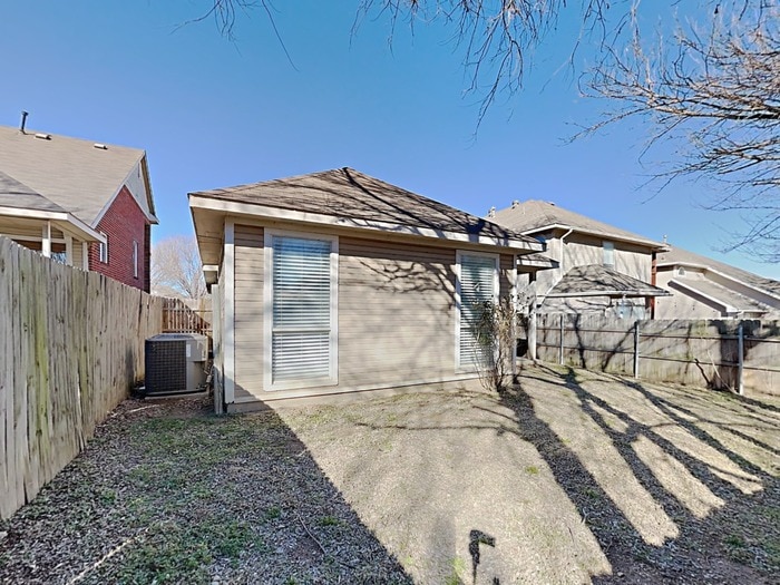 Building Photo - 4890 Lodgepole Ln