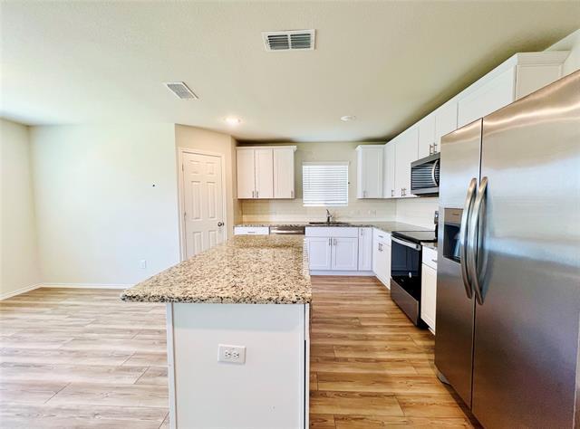 Building Photo - 4649 Greyberry Dr