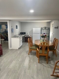 Building Photo - 568 Toms Hill Dr