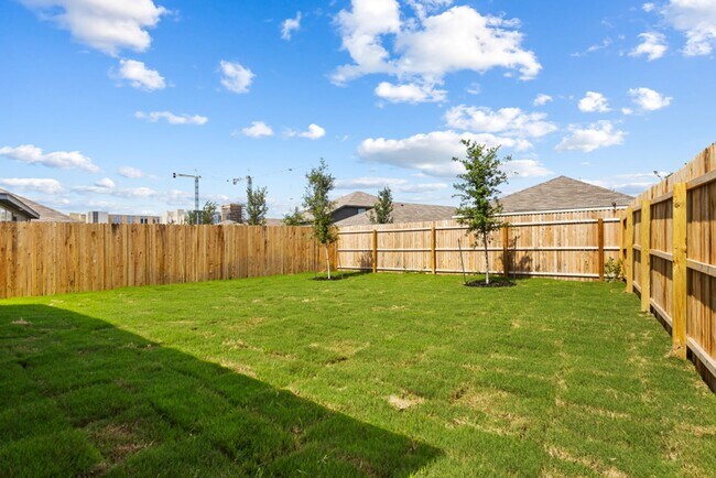 Building Photo - 3 Bedroom/2 Bath Vida Subdivision