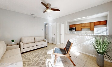 Building Photo - 5424 101st St