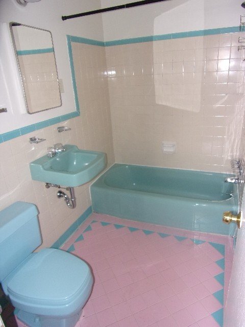 Building Photo - Prime Lakewood Location - 1 Bedroom - (821...