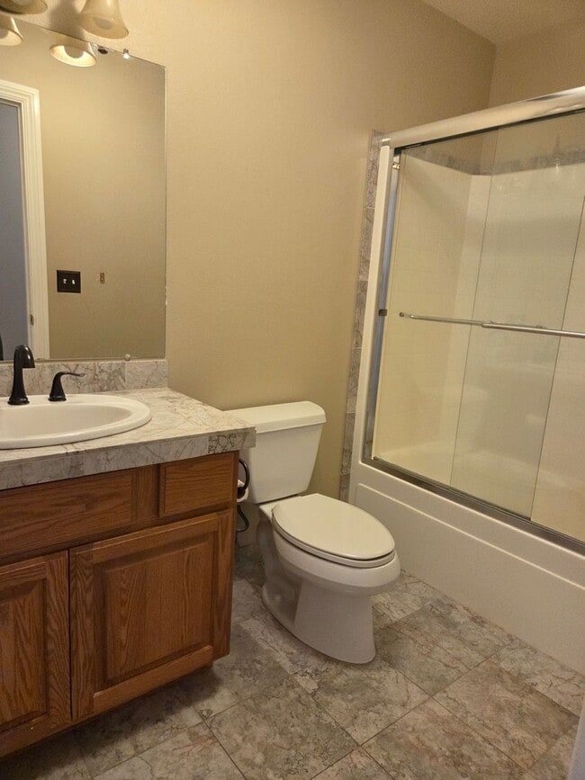 Building Photo - Charming Home in the Desirable Willow Spri...