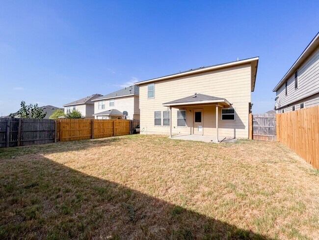 Building Photo - Spacious Home in Yowell Ranch