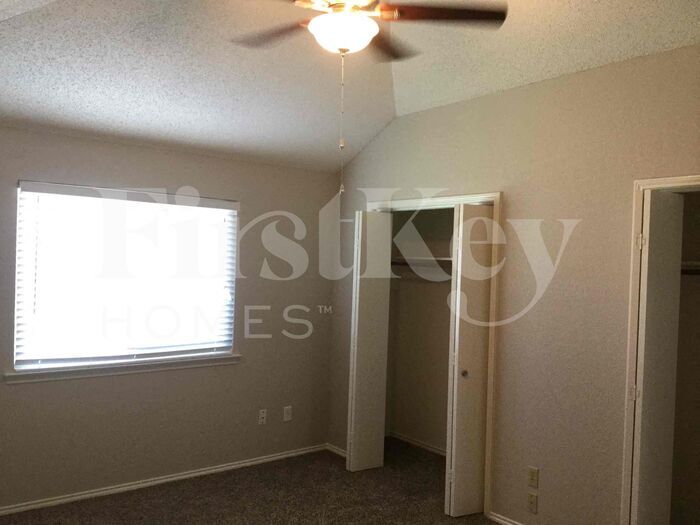 Building Photo - 6800 Running Creek Dr