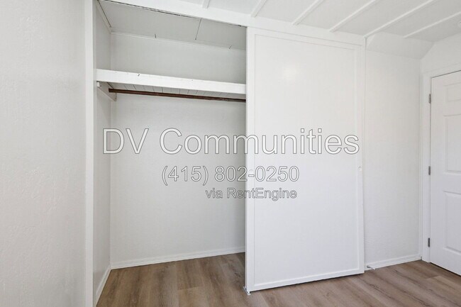 Building Photo - 47793 Harris St