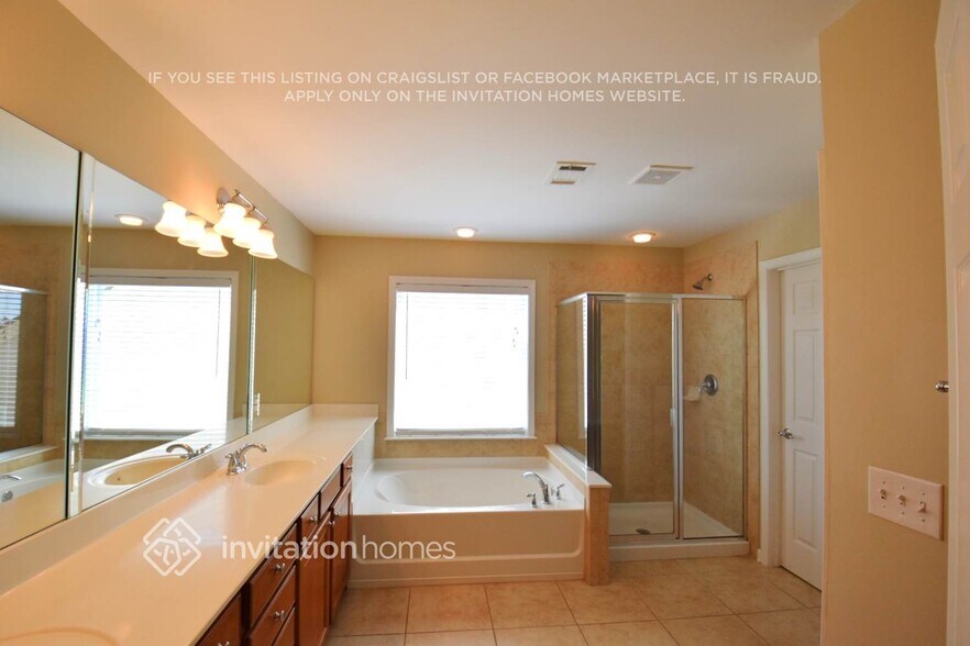 Building Photo - 932 Idlewood Dr