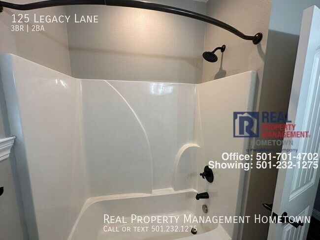 Building Photo - 125 Legacy Ln