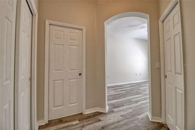 Building Photo - 8509 Broken Willow Ct