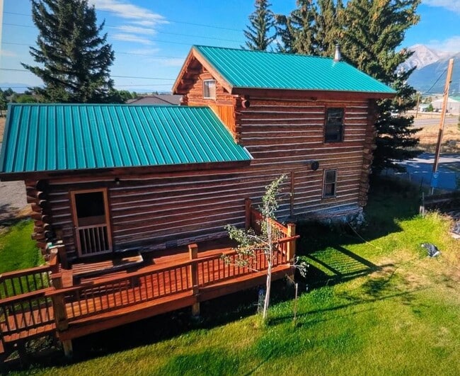 Building Photo - 15201 Co Rd 306