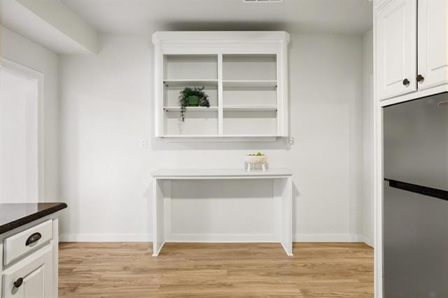 Building Photo - 537 E Sears St