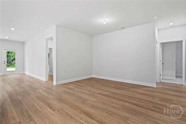Building Photo - 147 Higginson Dr