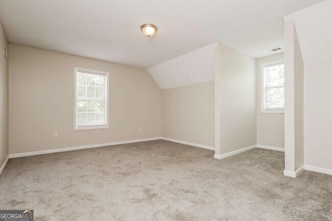Building Photo - 169 Hayes Cir