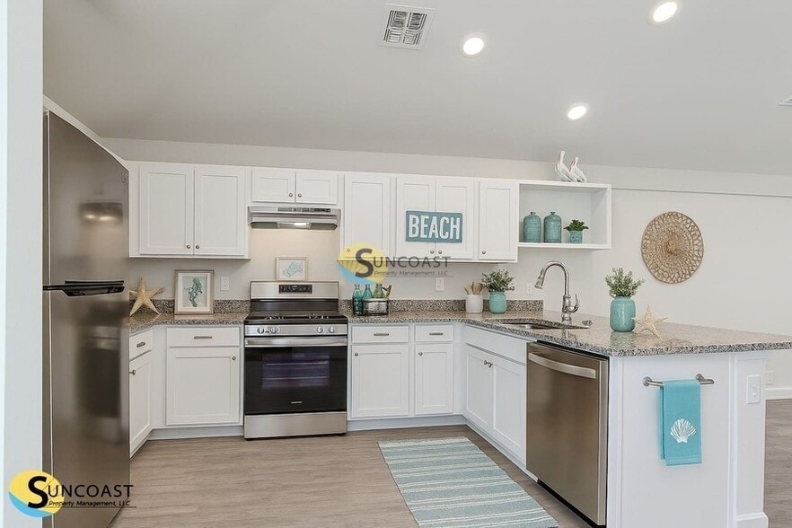 Building Photo - 109 E Harvard St