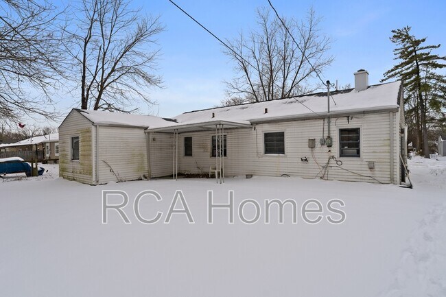 Building Photo - 6262 E 24th St