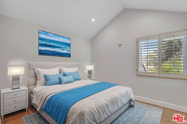 Building Photo - 24701 Cll Conejo